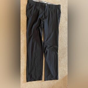 Adidas men’s flat front pants. Size 34x32. EUC